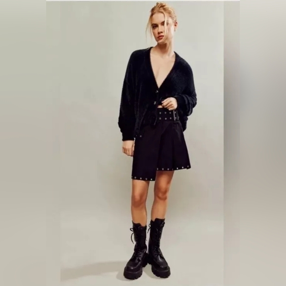 Free People One SO SOFT Found My Friend fuzzy Cardigan Oversized Black XL-1X - Picture 1 of 10